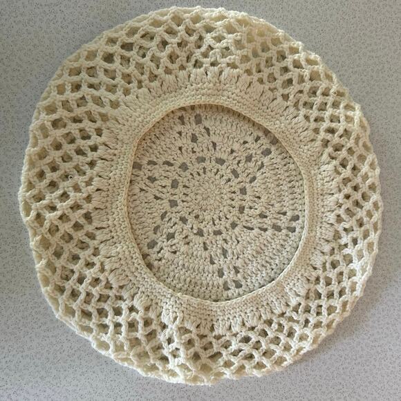 💗Sold💗not for sale💗Women’s Crotchet Knit Beret Hat Boho Feminine Grandma Coquett - Picture 3 of 3